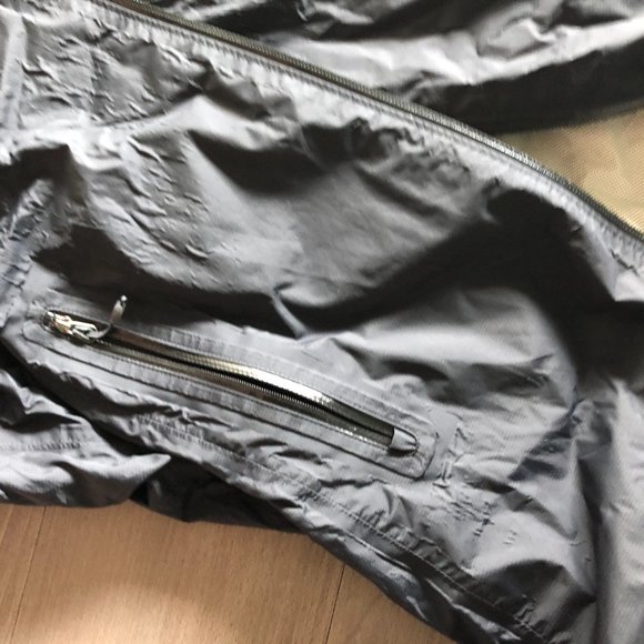 MEC Gore-Tex Flash Cloud Women's Raincoat - Picture 15 of 17